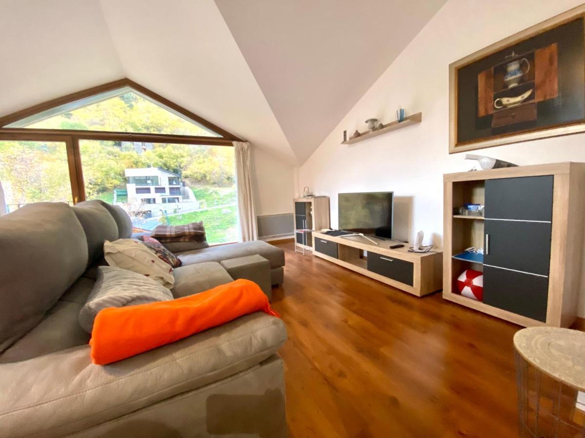 Els Esquiadors Llorts Apartment Exterior foto