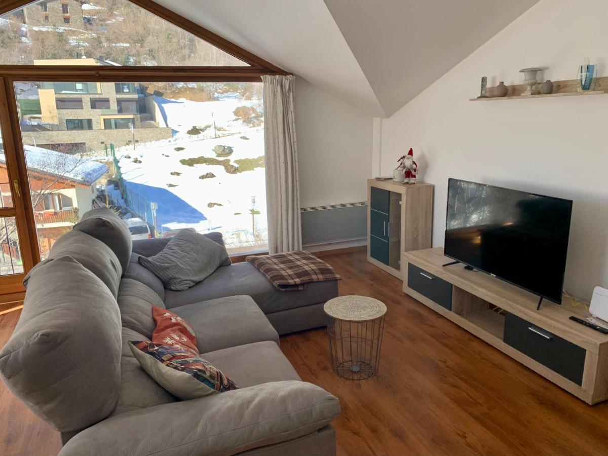 Els Esquiadors Llorts Apartment Exterior foto